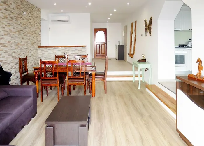 Stella By Interhome لابين